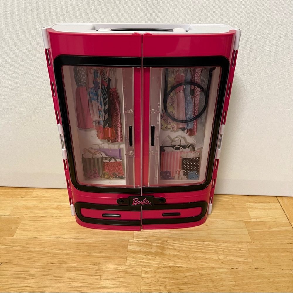 Barbie Pink and Black Wardrobe Closet Carrying Case for Doll Clothes